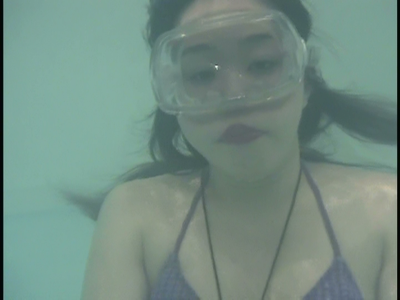 UnderWater BreathHolding by Yumi & Lisa No4