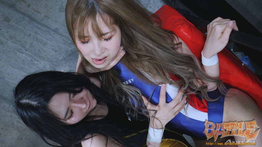 WOMAN'S PROWRESTLING FETISH 30