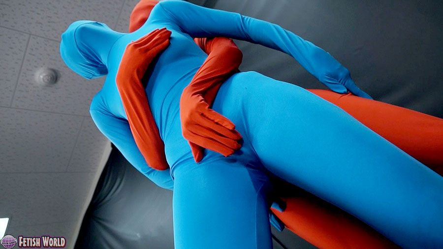 ZENTAI LOVERS LESBIAN 01